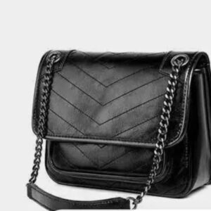 3f7dd24e 7b29 4cc9 886d 027be95bc965