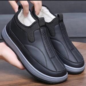 Fur sneaker