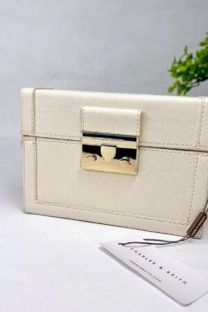 Charles curvy box bag